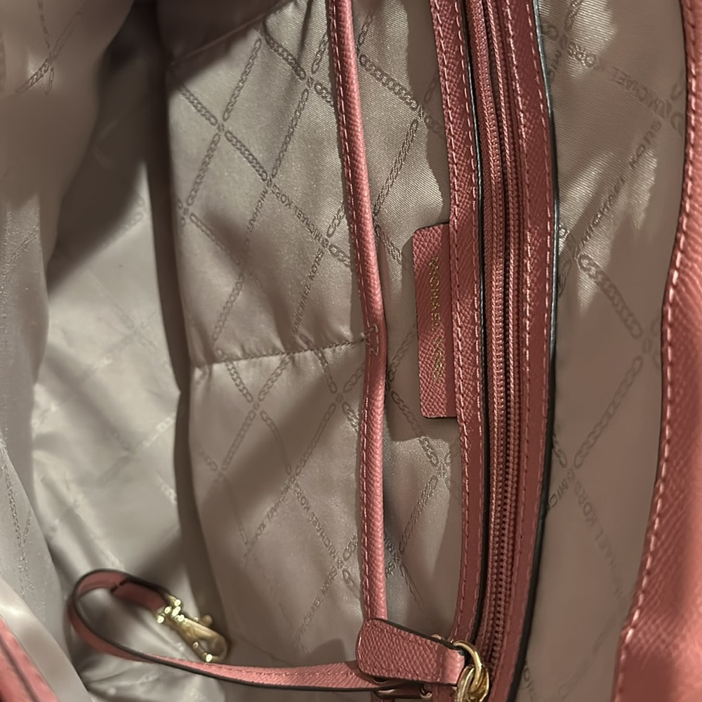 Authentic Michael Kors Purse/ Computer/ Tablet Bag - image 7